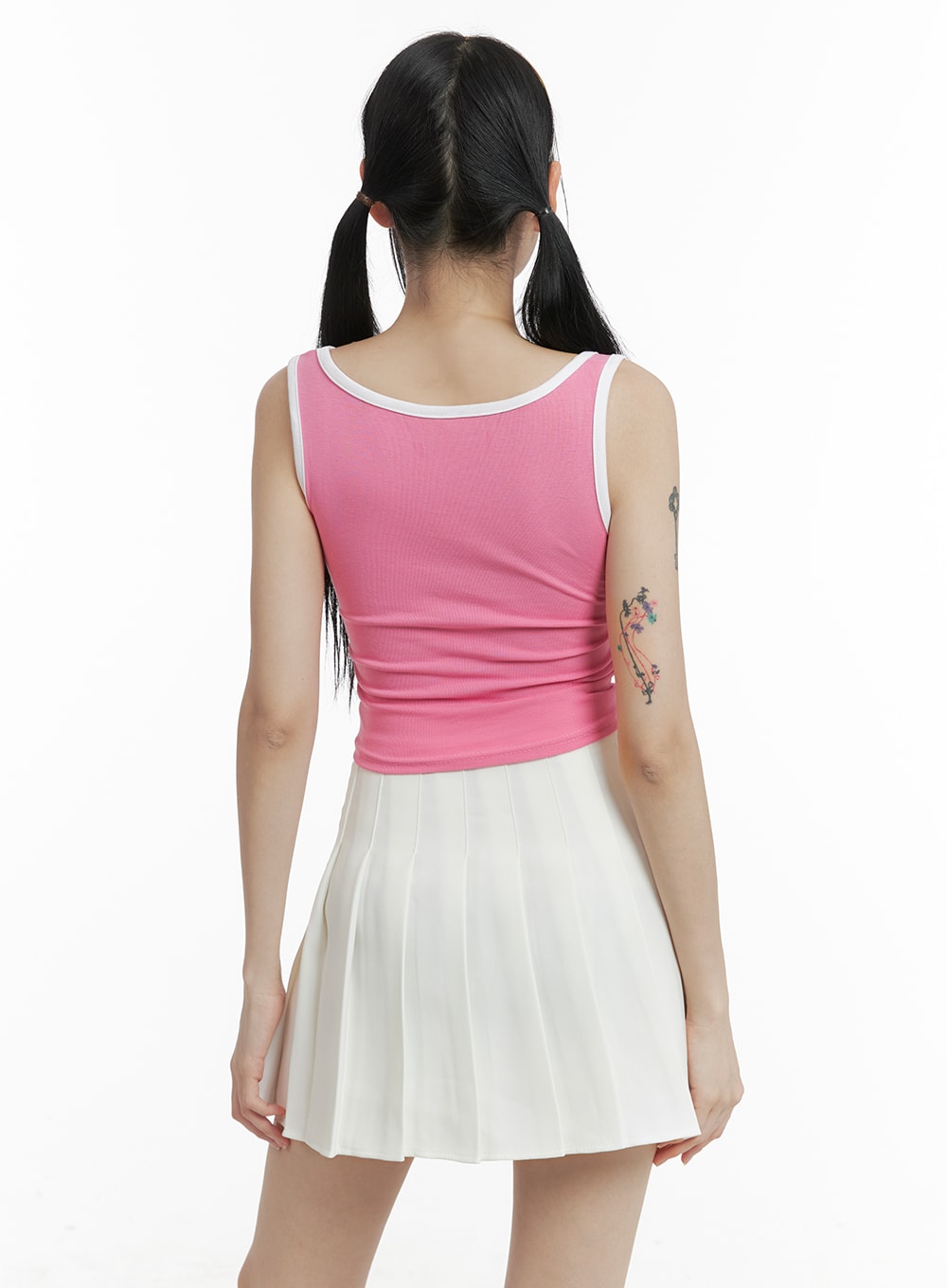 Contrasting Round Neck Tank Top OM426