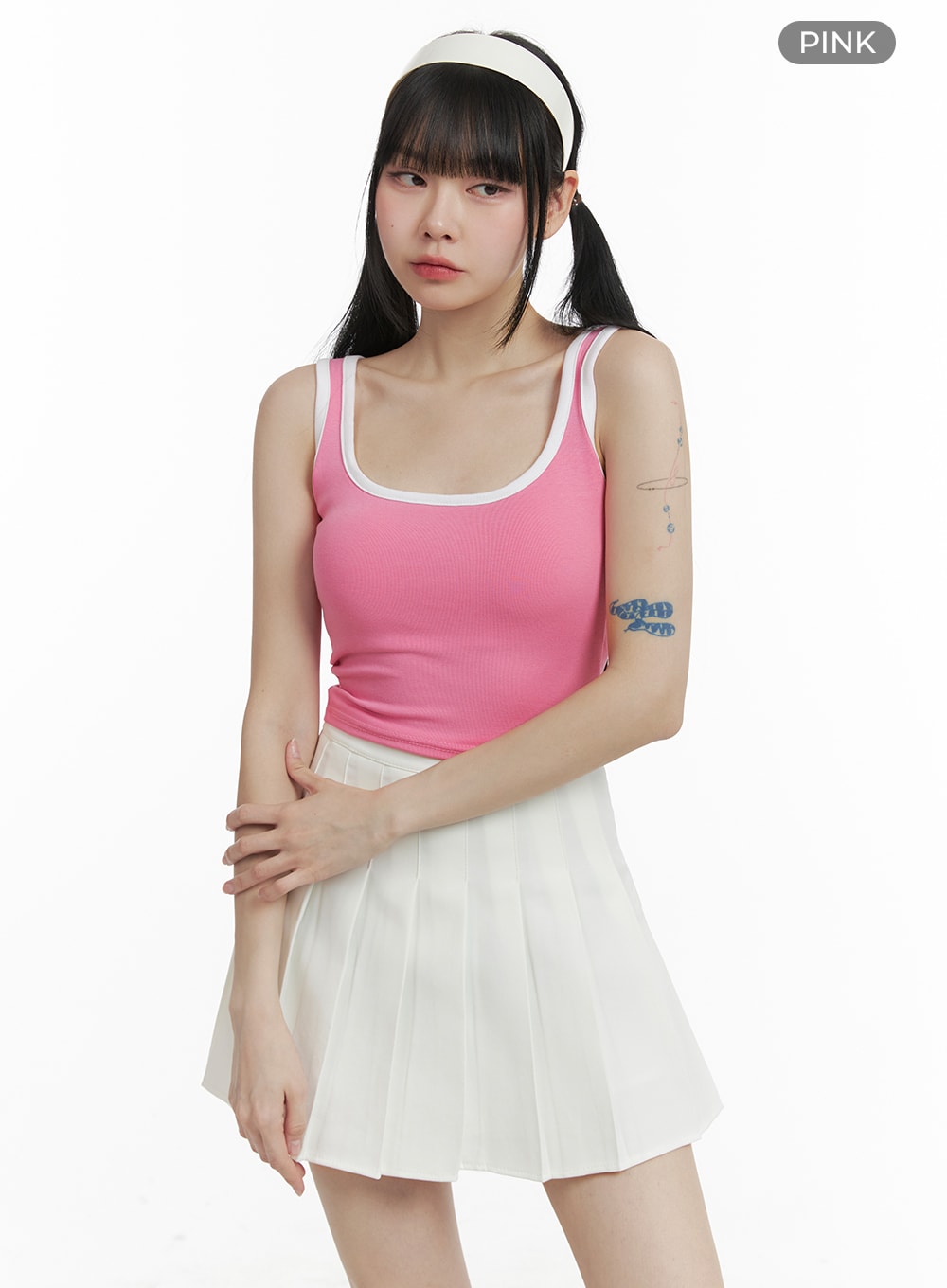 Contrasting Round Neck Tank Top OM426