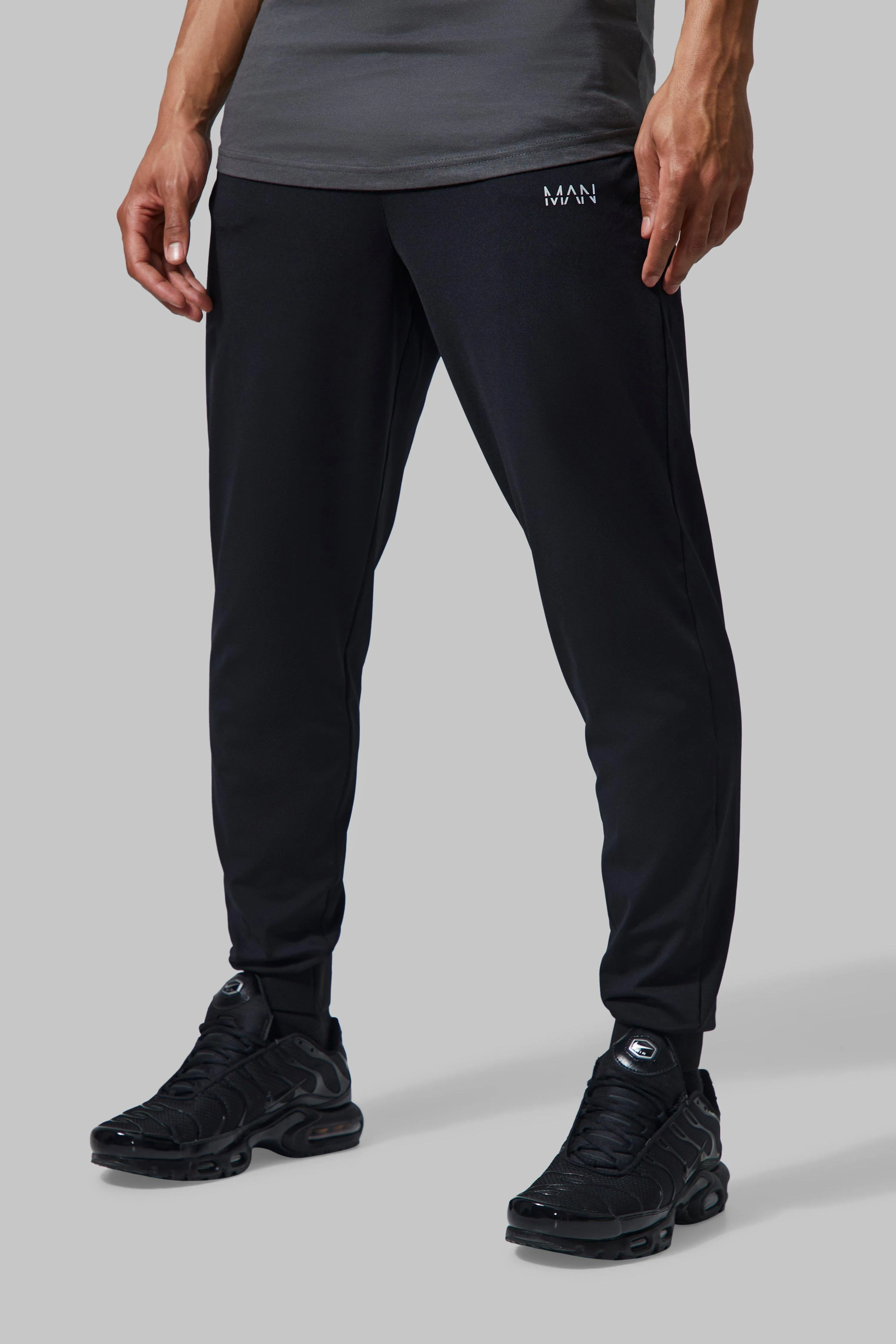 Man Active Fixed Waistband Gym Jogger | boohooMAN UK