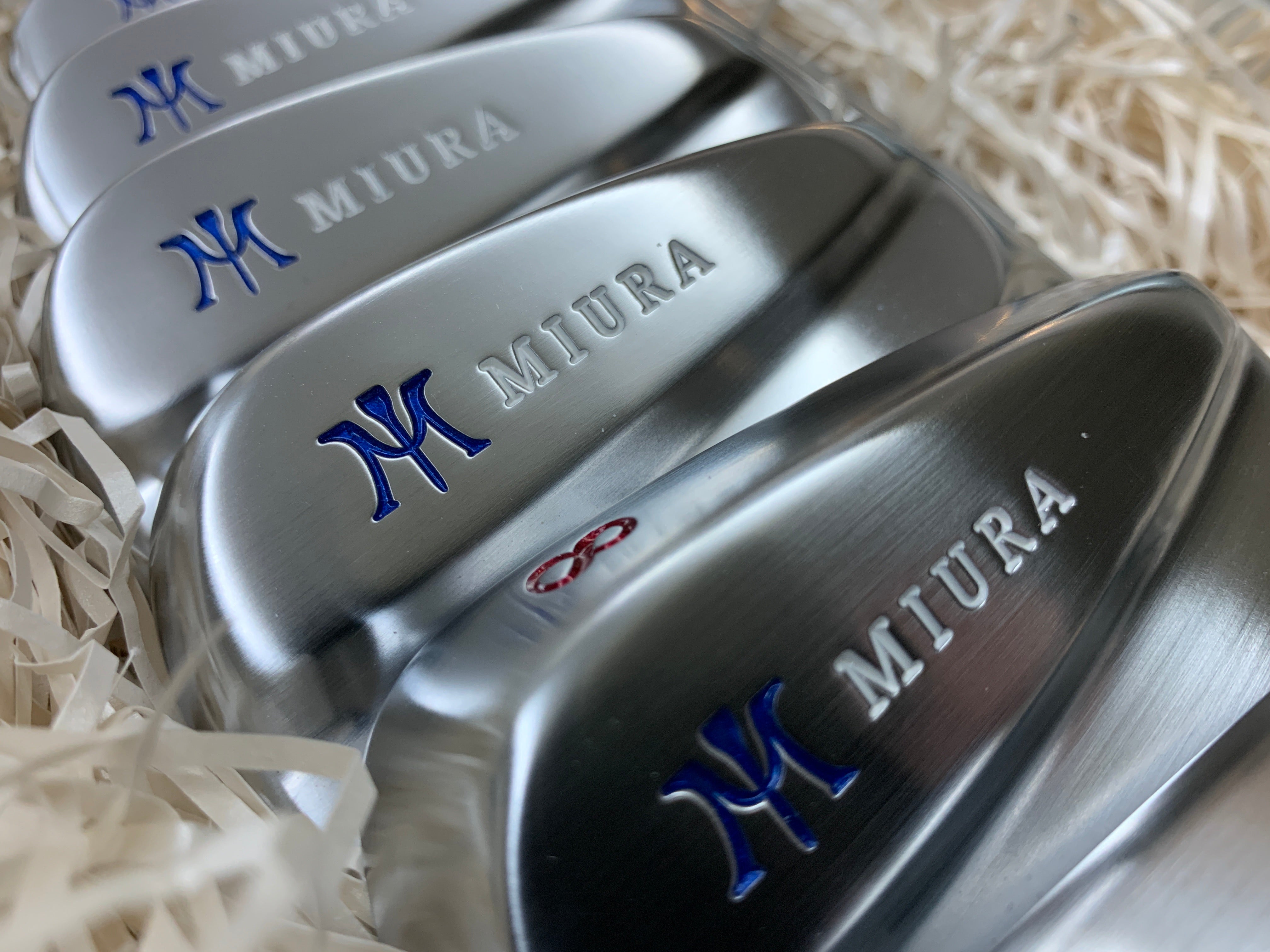 Miura Golf Irons 4 to P MB-001 Red White Blue Paint Fill