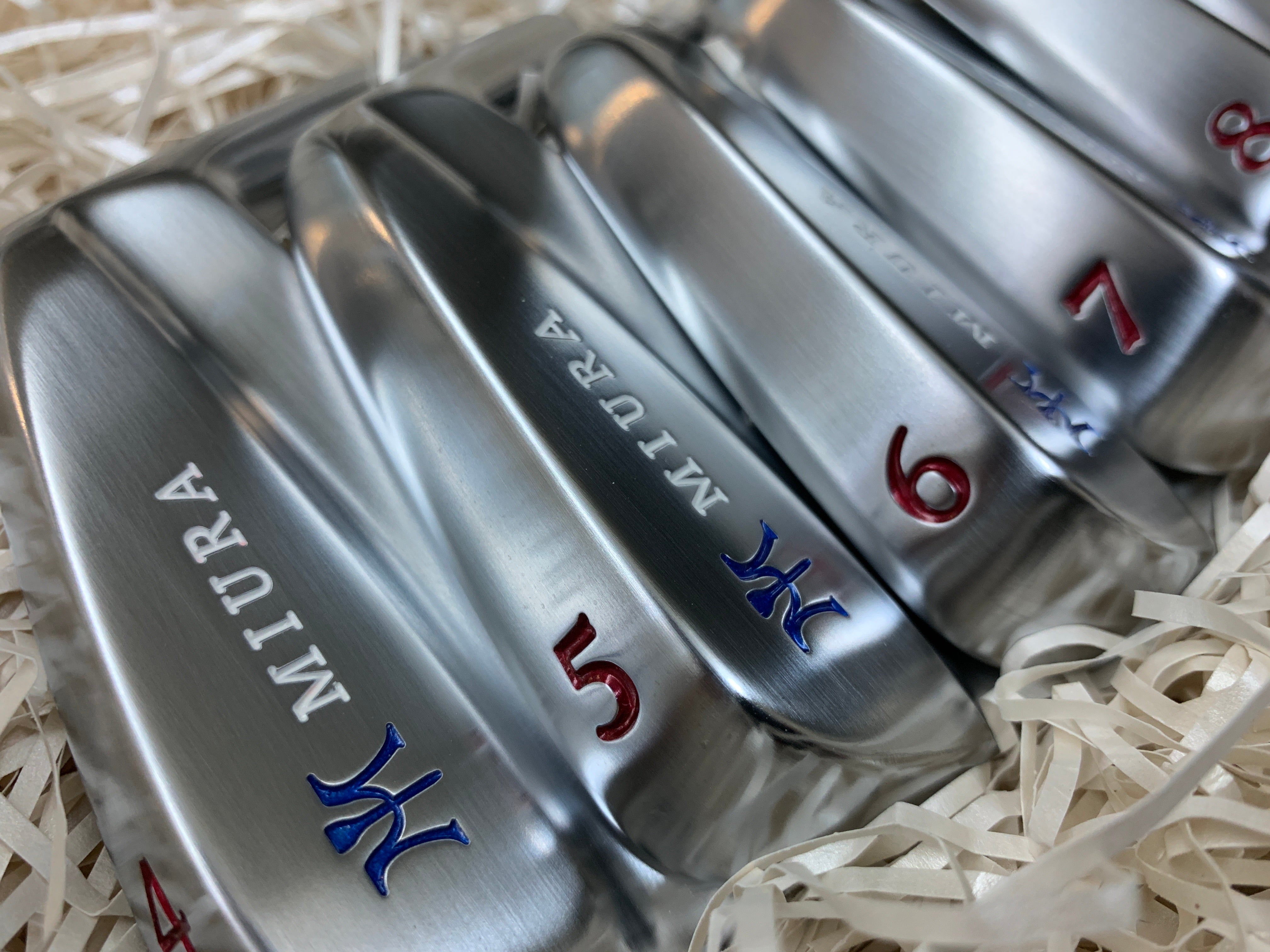 Miura Golf Irons 4 to P MB-001 Red White Blue Paint Fill