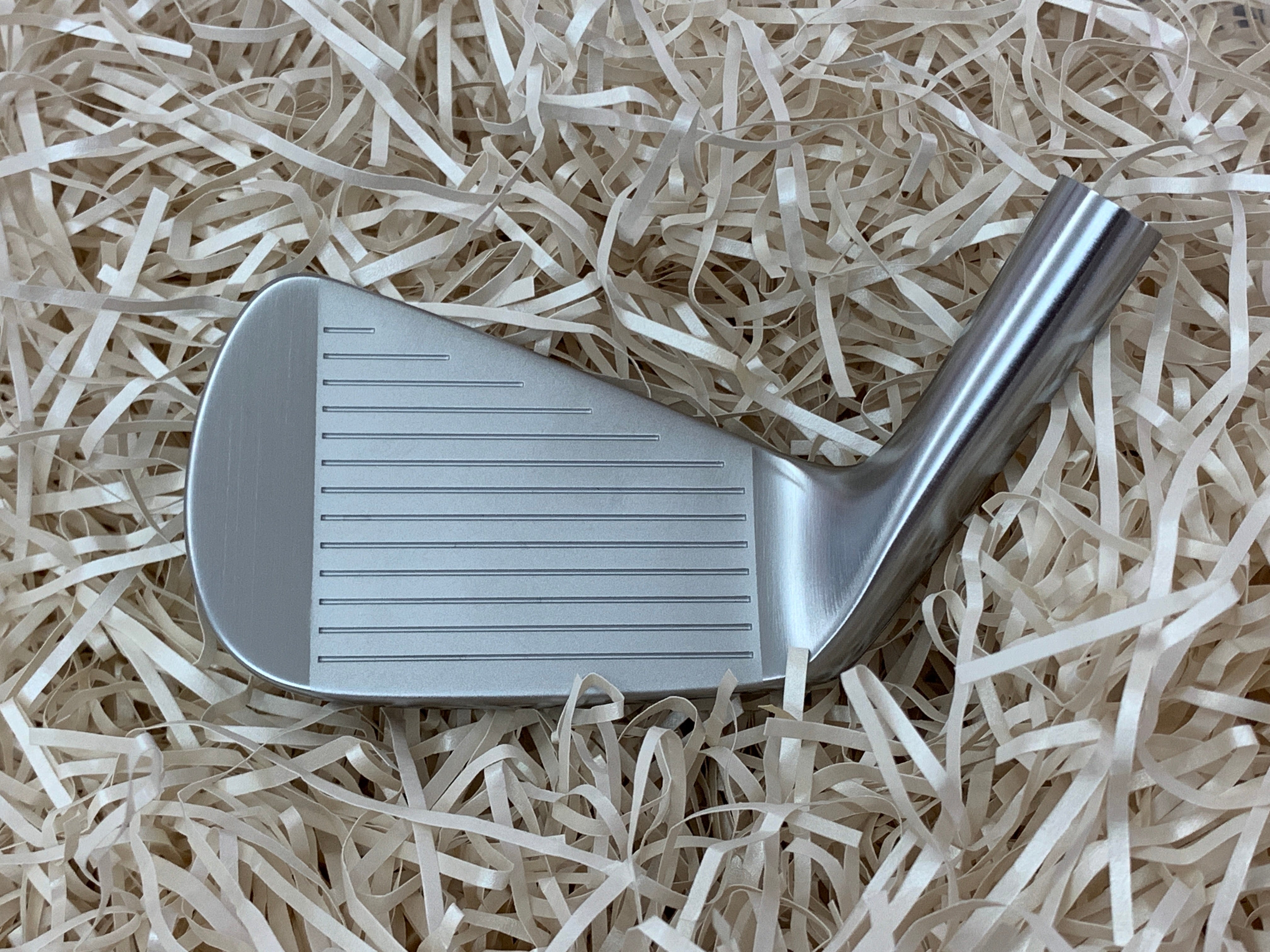 Miura Golf MC-501 Irons Red White Blue Paint Fill