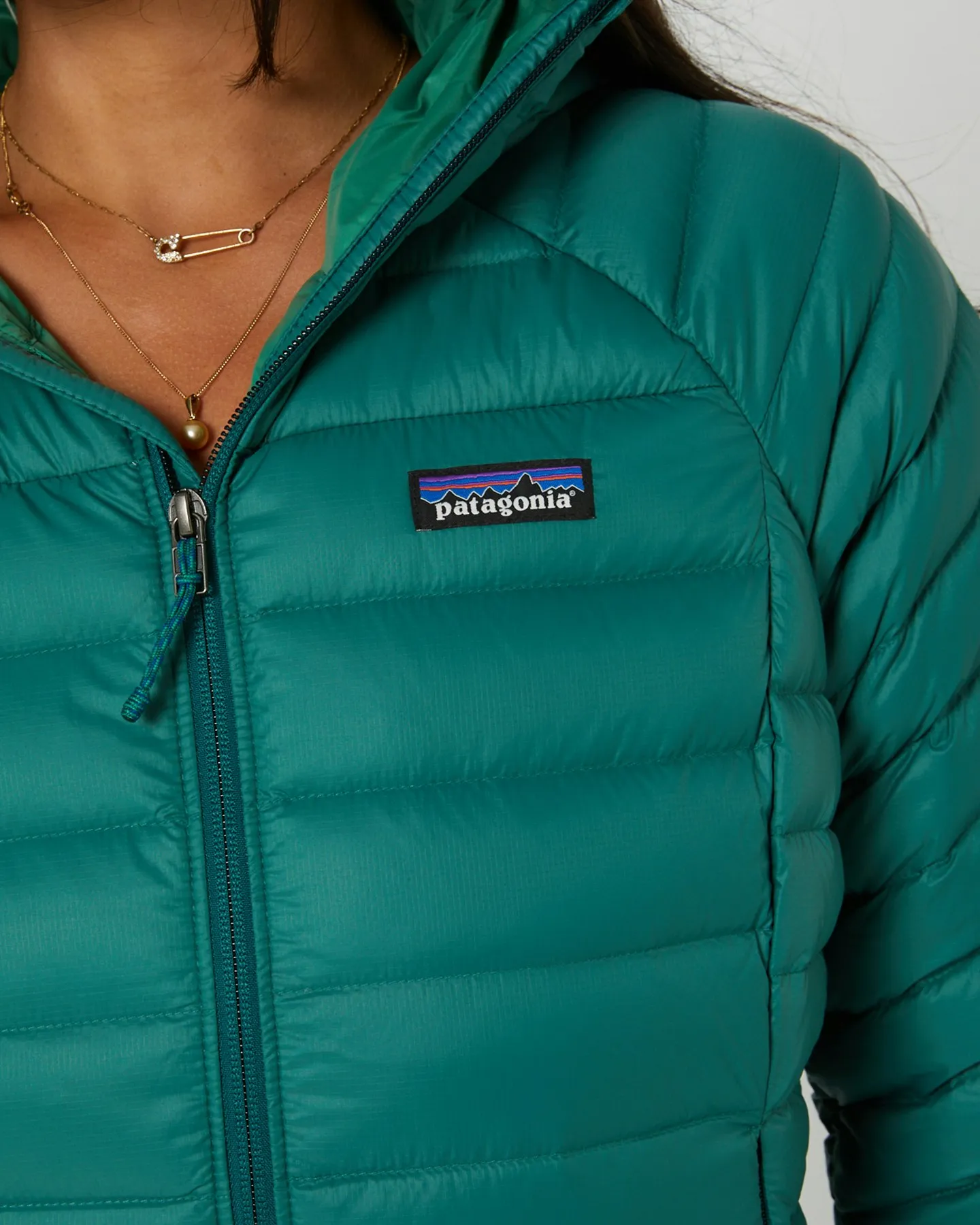 Patagonia Womens Down Sweater Hoody - Conifer Green | SurfStitch