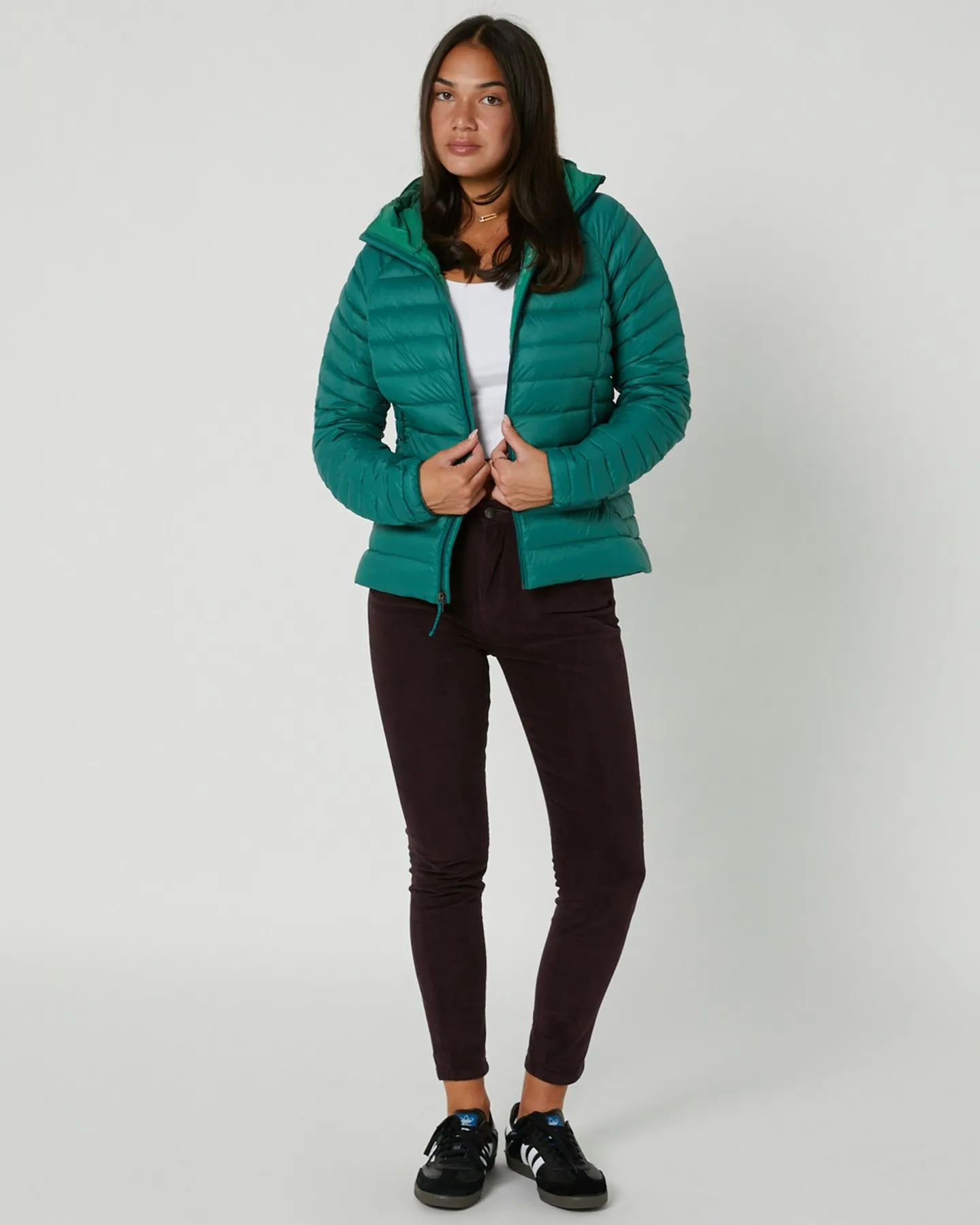 Patagonia Womens Down Sweater Hoody - Conifer Green | SurfStitch