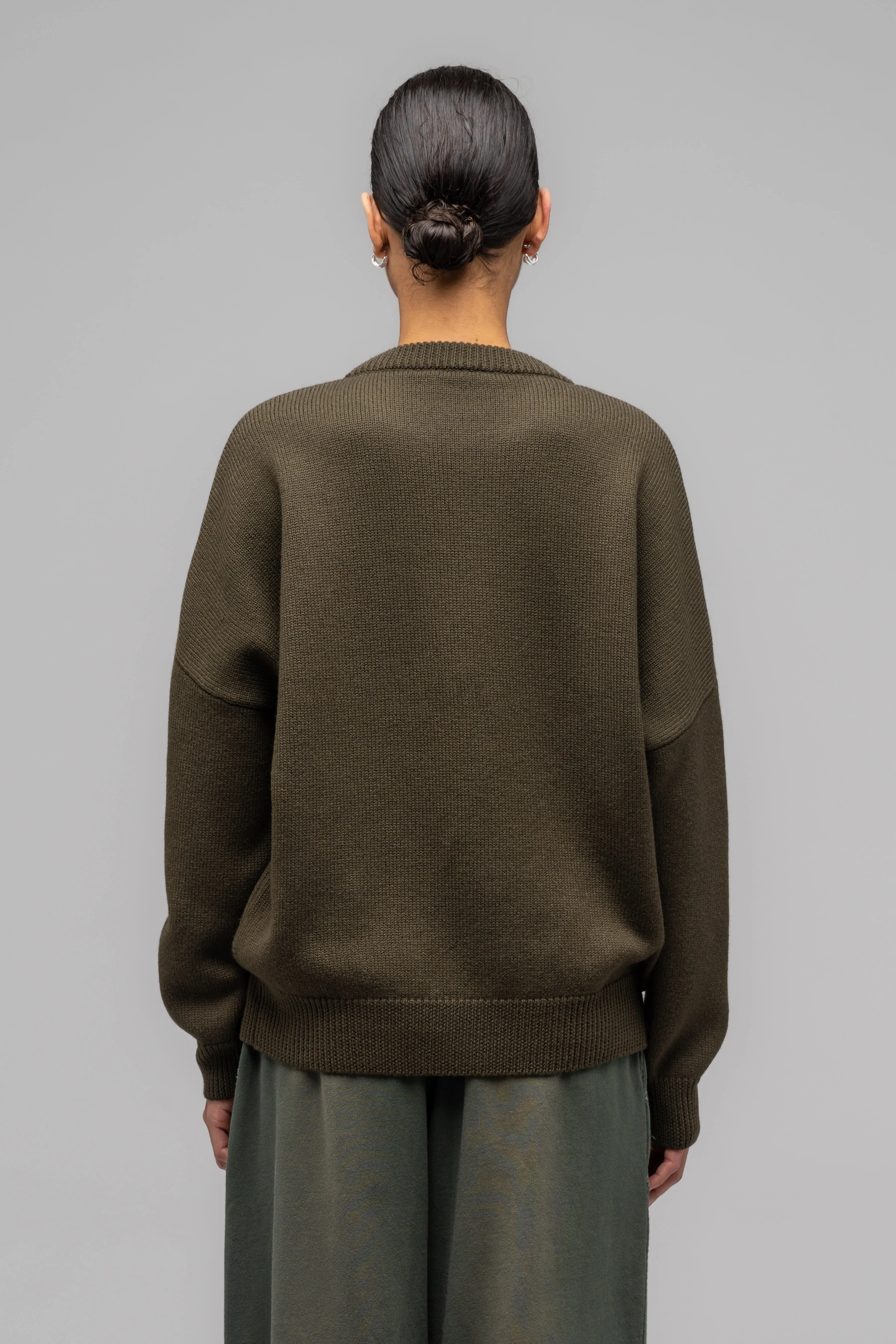 SELFIE SWEATER OLIVE DRAB