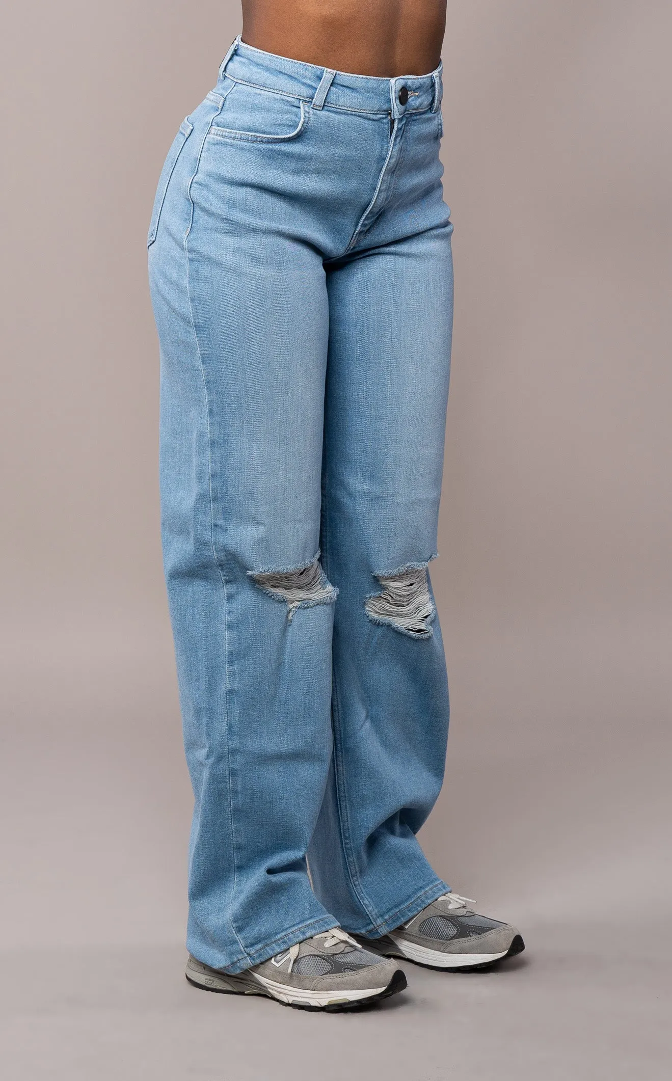 Womens Baggy Ripped Fitjeans - Arctic Light Blue